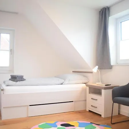 Tjalk Im Haus Dreimaster,