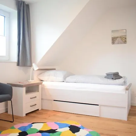 Tjalk Im Haus Dreimaster,